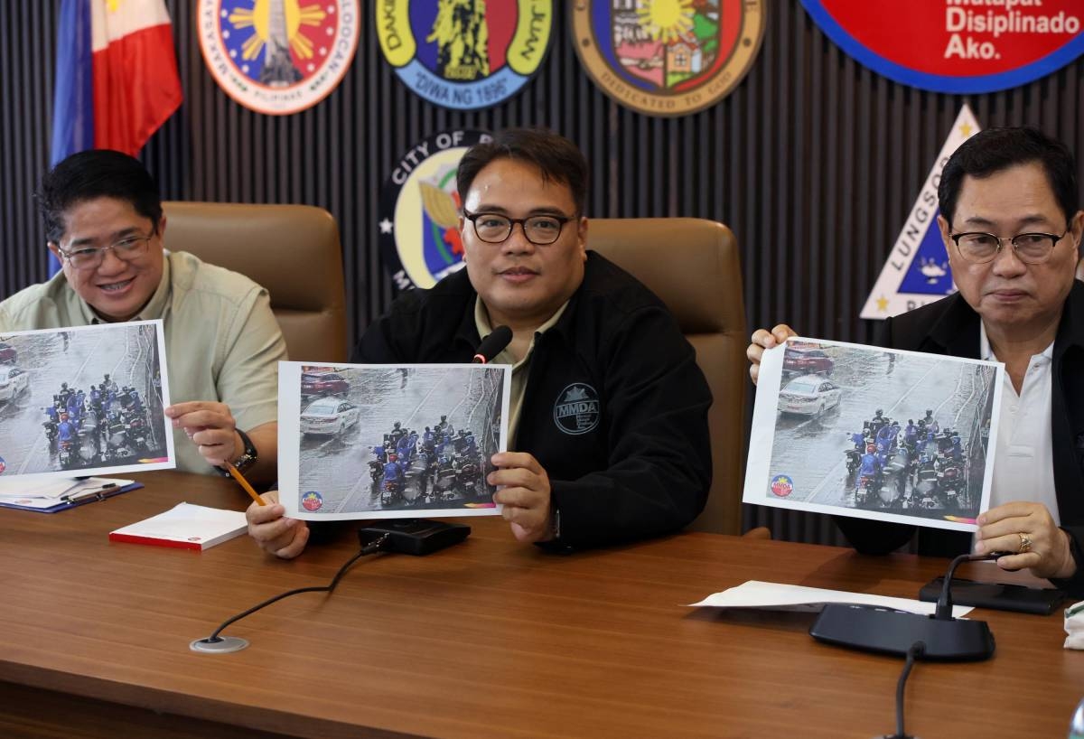 MMDA starts arrest of motorcycle riders seeking shelter under flyovers, footbridges - Pinas Times
