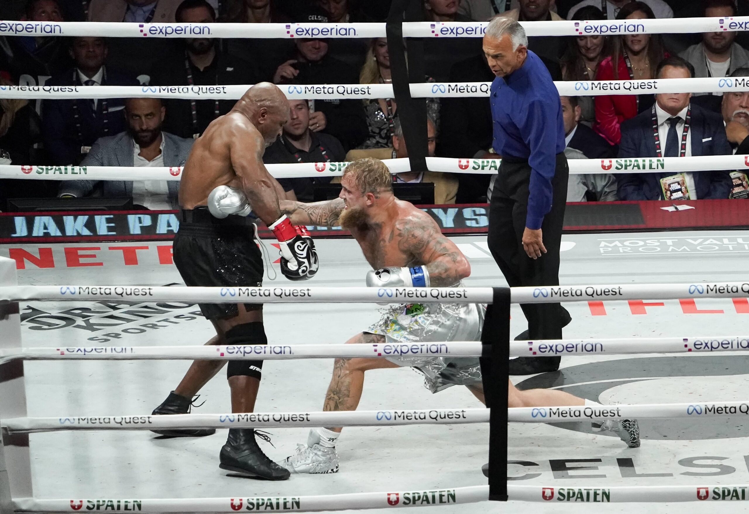 Mike Tyson goes the distance but loses on points to Jake Paul - Pinas Times