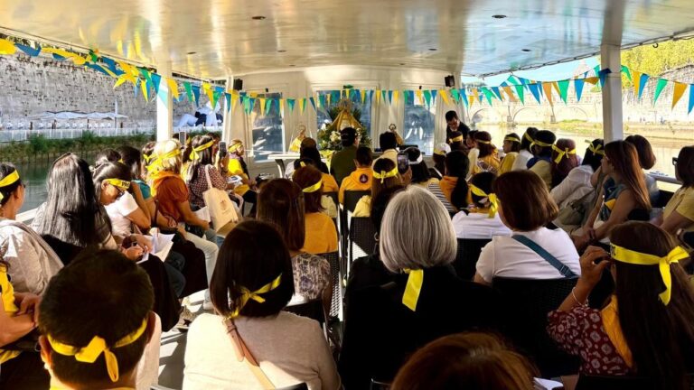 Pinoy Devotees Bring Peñafrancia Fluvial Procession to Rome