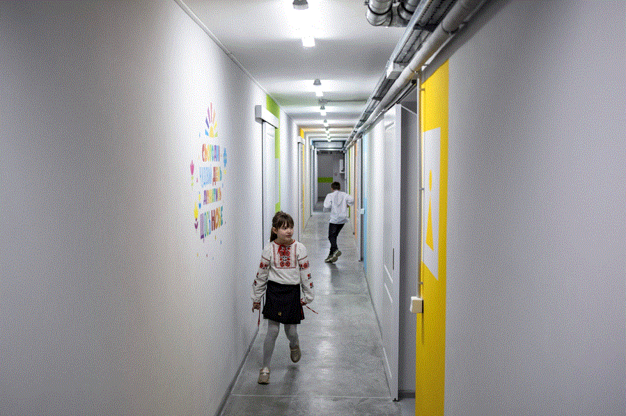 Ukrainian Children Start Classes in Bomb Shelters Underground